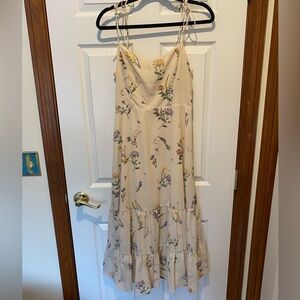 Lulus Started With a Kiss Beige Floral Print Tie-Strap Tiered Dress in Size M